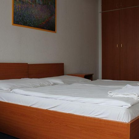 Romai Hotel Budapest Exterior photo