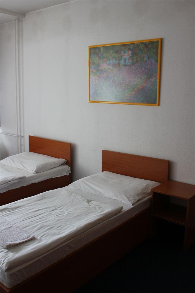 Romai Hotel Budapest Exterior photo