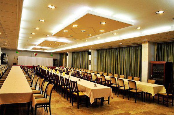 Romai Hotel Budapest Restaurant photo